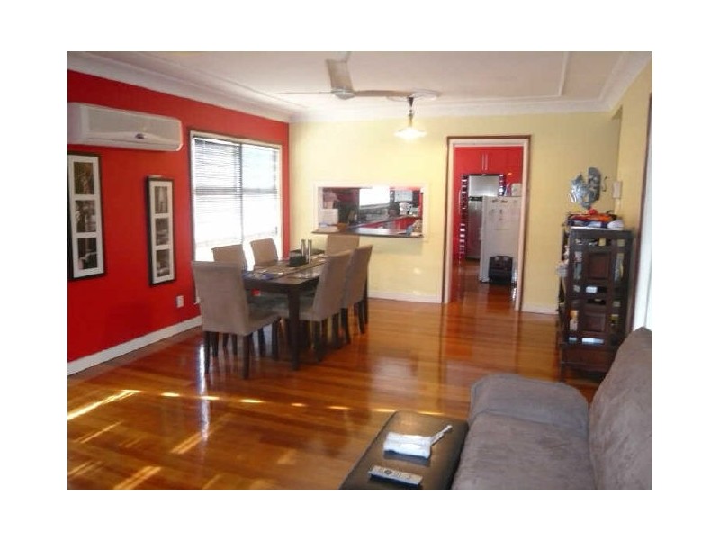 1 Ashley Road, Chermside West QLD 4032