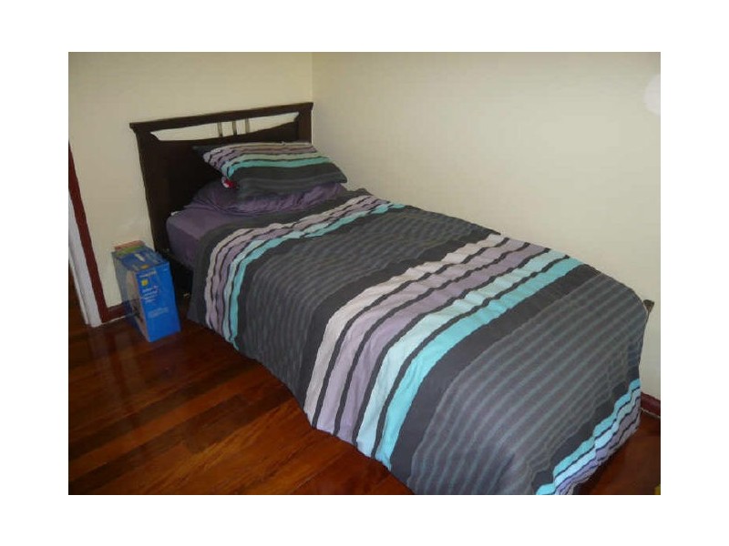 1 Ashley Road, Chermside West QLD 4032