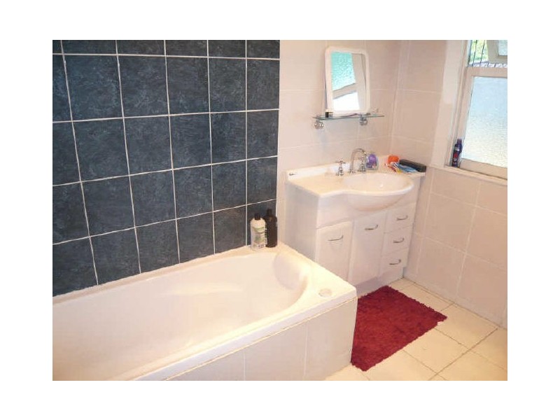 1 Ashley Road, Chermside West QLD 4032