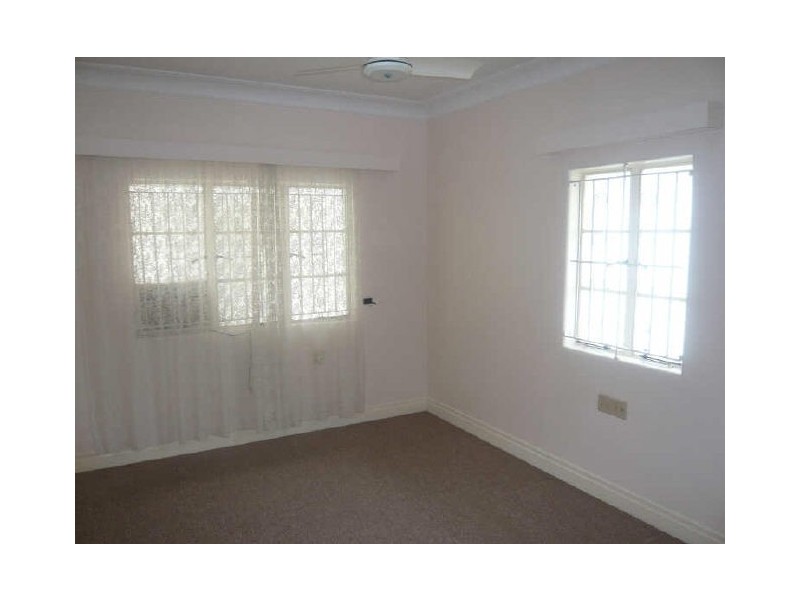 512 Rode Road, Chermside QLD 4032