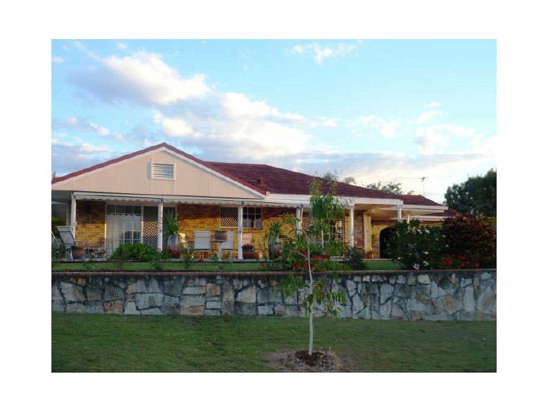 2 Barcroft Court, Aspley QLD 4034