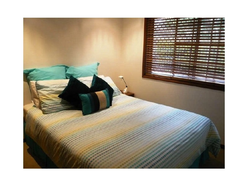 2 Barcroft Court, Aspley QLD 4034