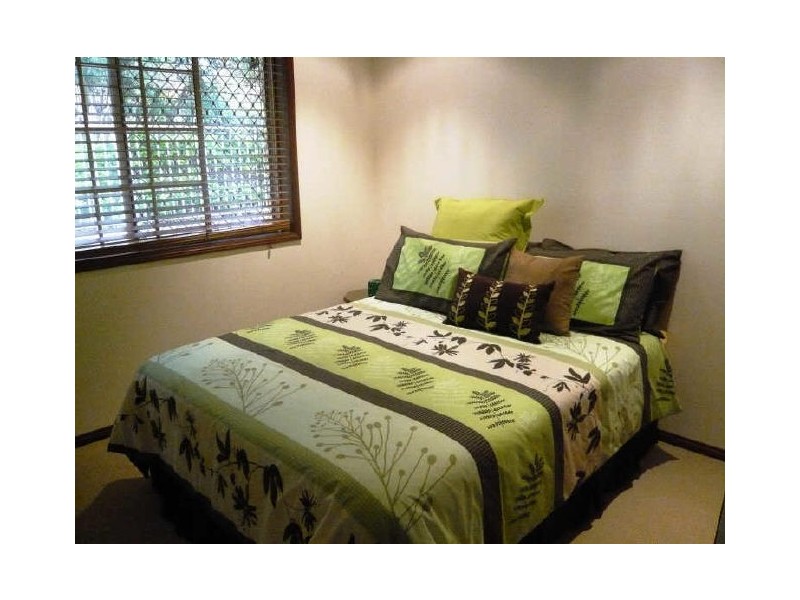 2 Barcroft Court, Aspley QLD 4034