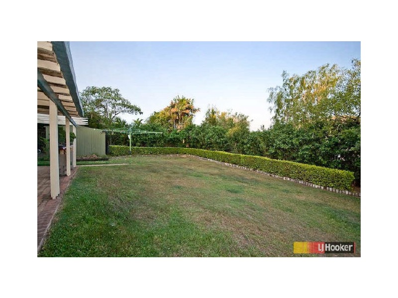11 Valiant Street, Chermside West QLD 4032