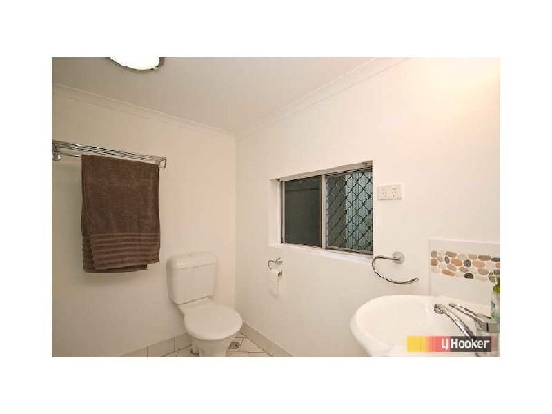 11 Valiant Street, Chermside West QLD 4032
