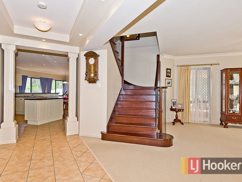 15 Cardiff Close, Bridgeman Downs QLD 4035