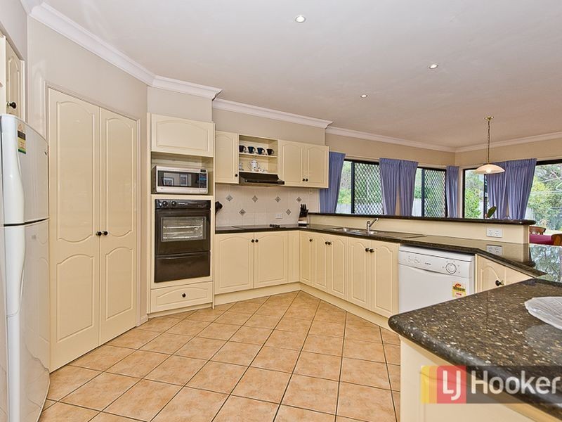 15 Cardiff Close, Bridgeman Downs QLD 4035