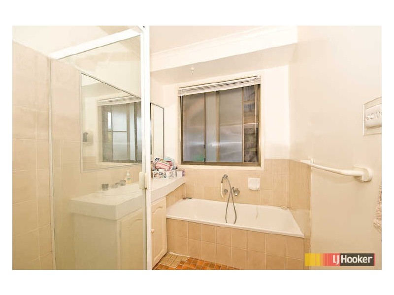 16 Glenside Street, Wavell Heights QLD 4012