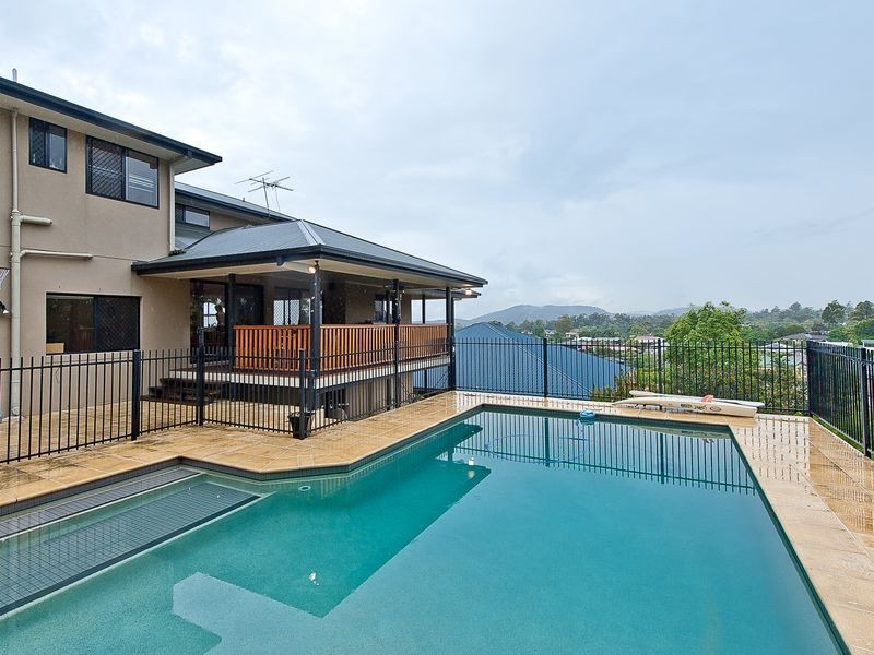 85 Hillenvale Avenue, Arana Hills QLD 4054