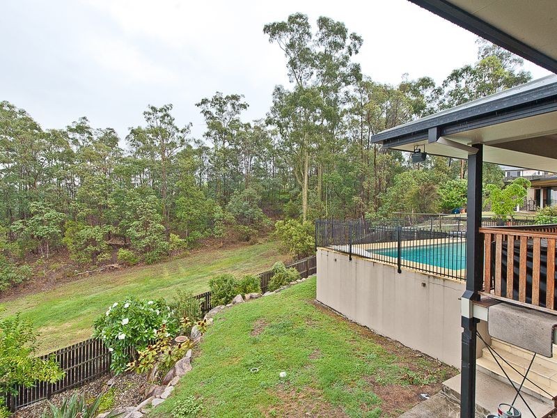 85 Hillenvale Avenue, Arana Hills QLD 4054