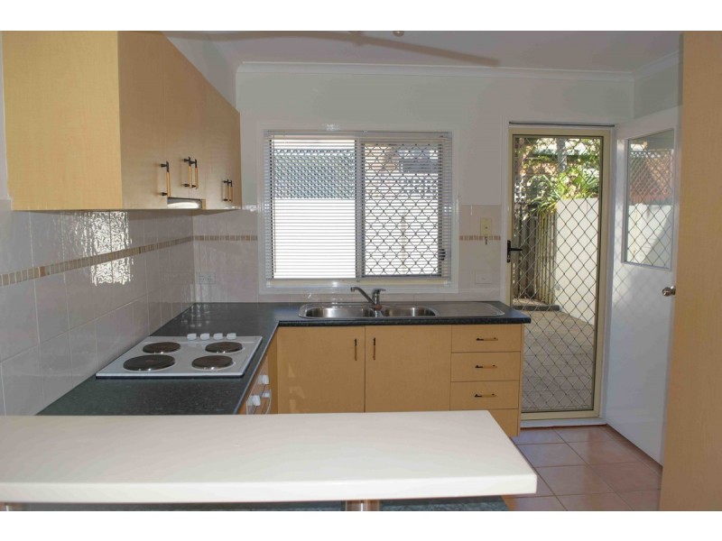 10/159 Pappas Way, Carrara QLD 4211