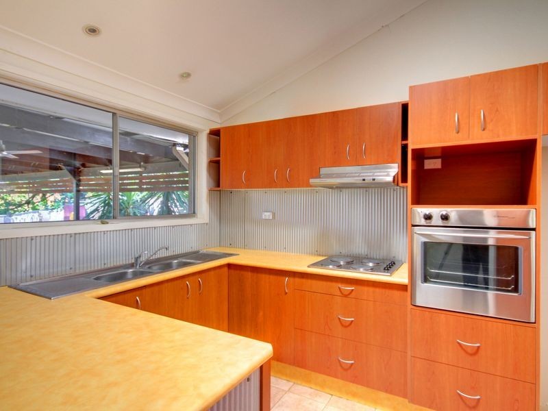 38 Riverview Road, Nerang QLD 4211
