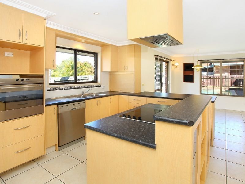 69 Dugandan Street, Nerang QLD 4211