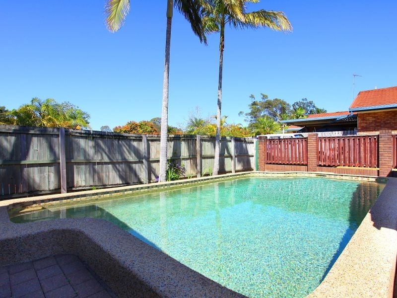 69 Dugandan Street, Nerang QLD 4211