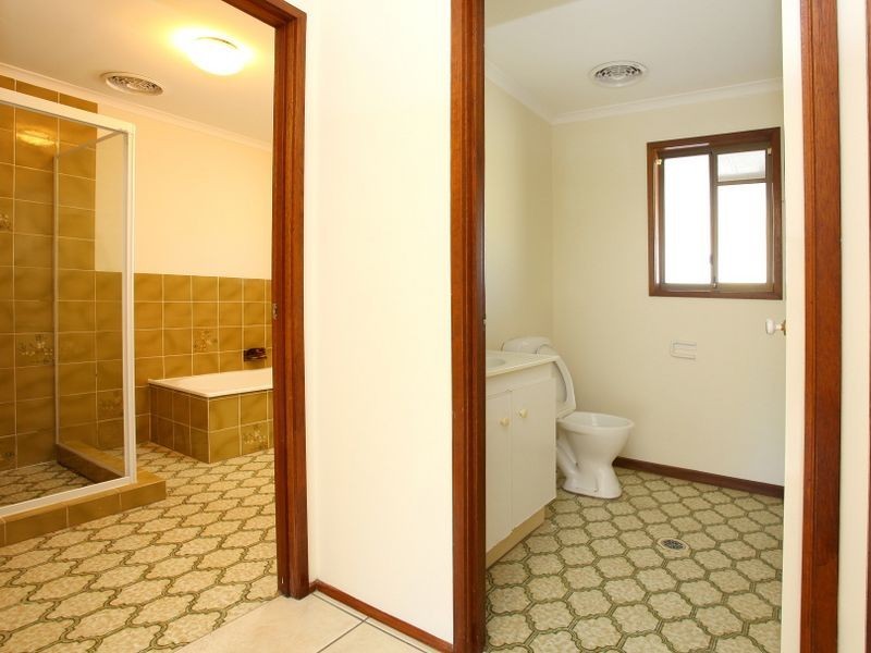 69 Dugandan Street, Nerang QLD 4211