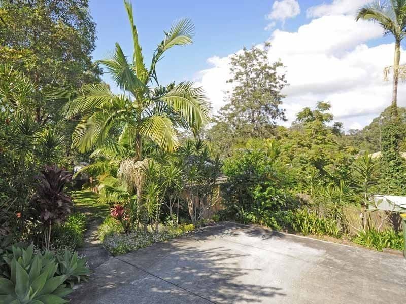 3 Rosella Court, Carrara QLD 4211