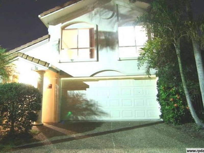 20 Emerton Crescent, Robina QLD 4226