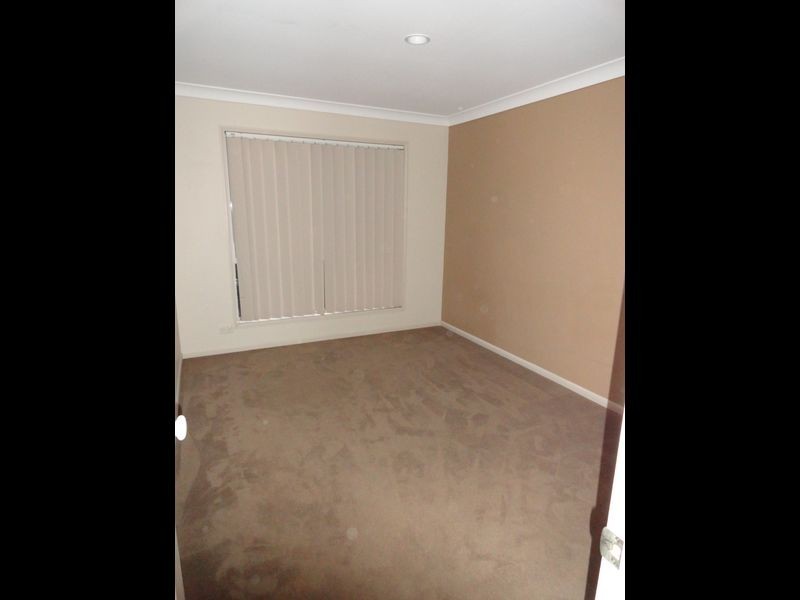 20 Emerton Crescent, Robina QLD 4226