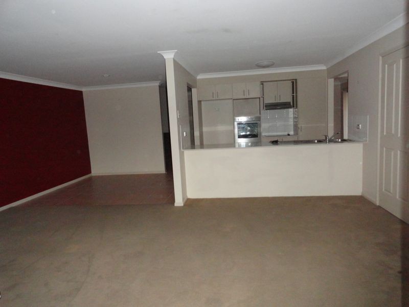 20 Emerton Crescent, Robina QLD 4226