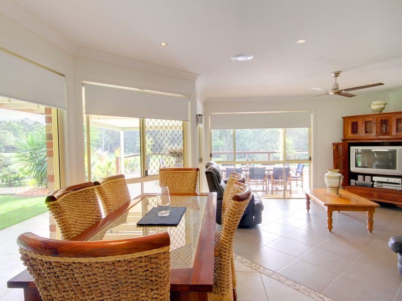 10 Birdlife Court, Nerang QLD 4211