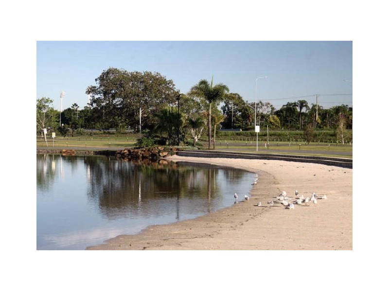 71/3030 The Boulevard Emerald Lakes, Carrara QLD 4211