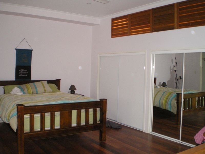 21 Bartlett Avenue, Nerang QLD 4211