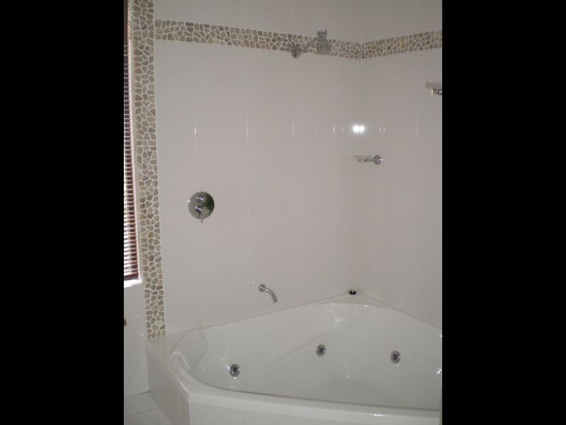 21 Bartlett Avenue, Nerang QLD 4211