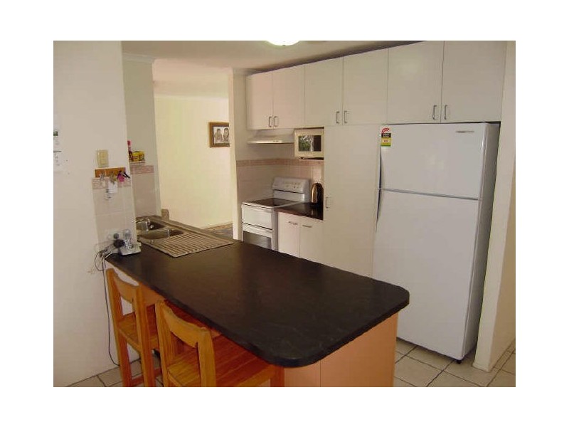 3 Amethyst Court, Carrara QLD 4211