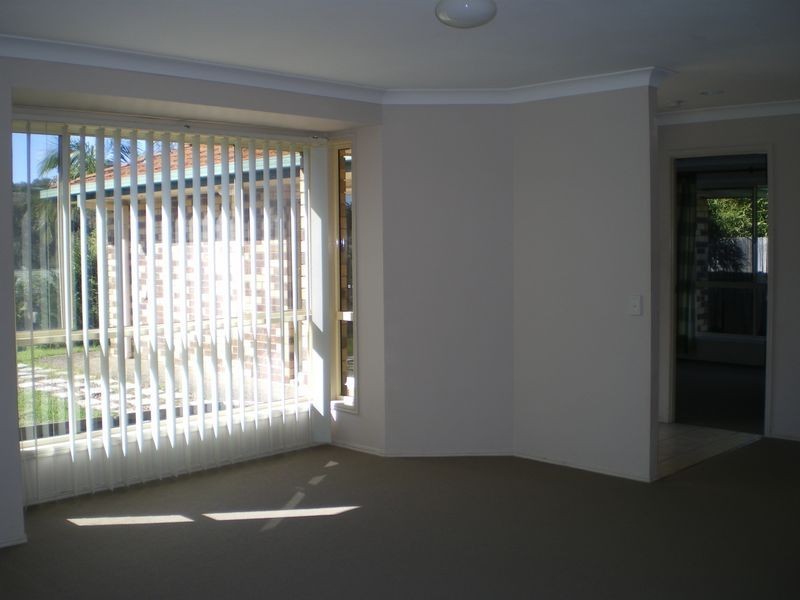 21 Fairview Court, Parkwood QLD 4214