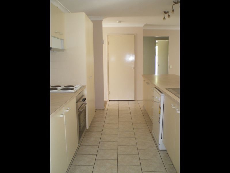 21 Fairview Court, Parkwood QLD 4214