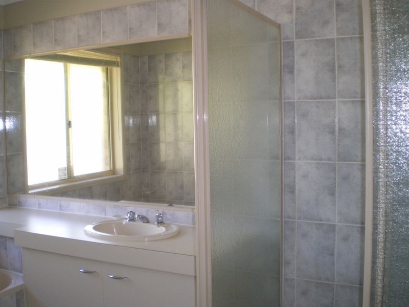 21 Fairview Court, Parkwood QLD 4214