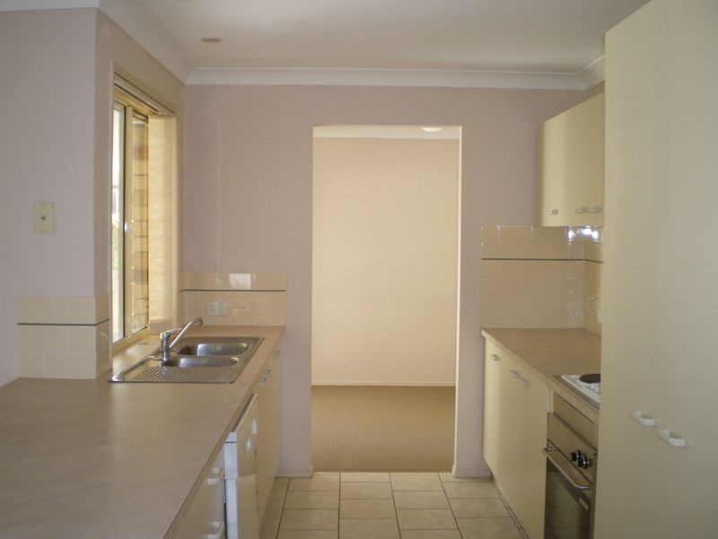 21 Fairview Court, Parkwood QLD 4214