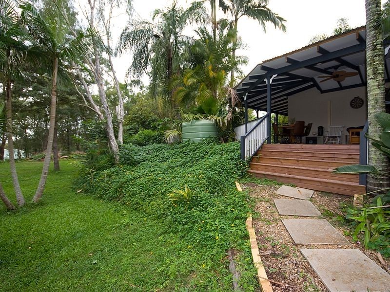 15 Castle Hill Drive South, Gaven QLD 4211