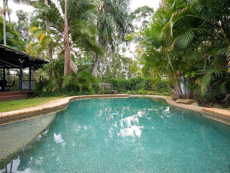 15 Castle Hill Drive South, Gaven QLD 4211