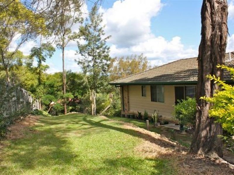 17 Medellin Place, Nerang QLD 4211