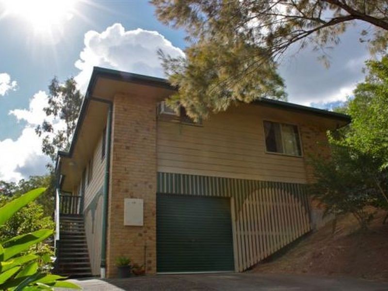 17 Medellin Place, Nerang QLD 4211