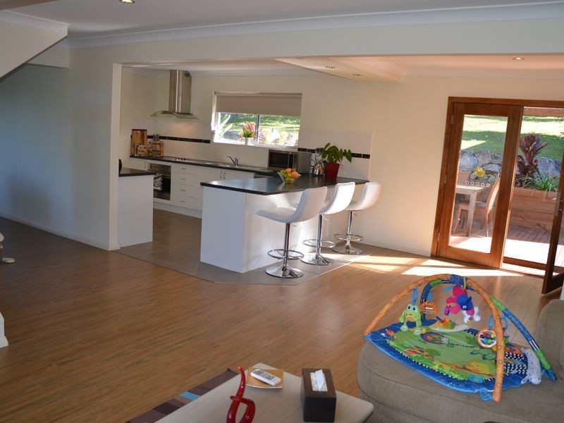 48 Alison Road, Carrara QLD 4211