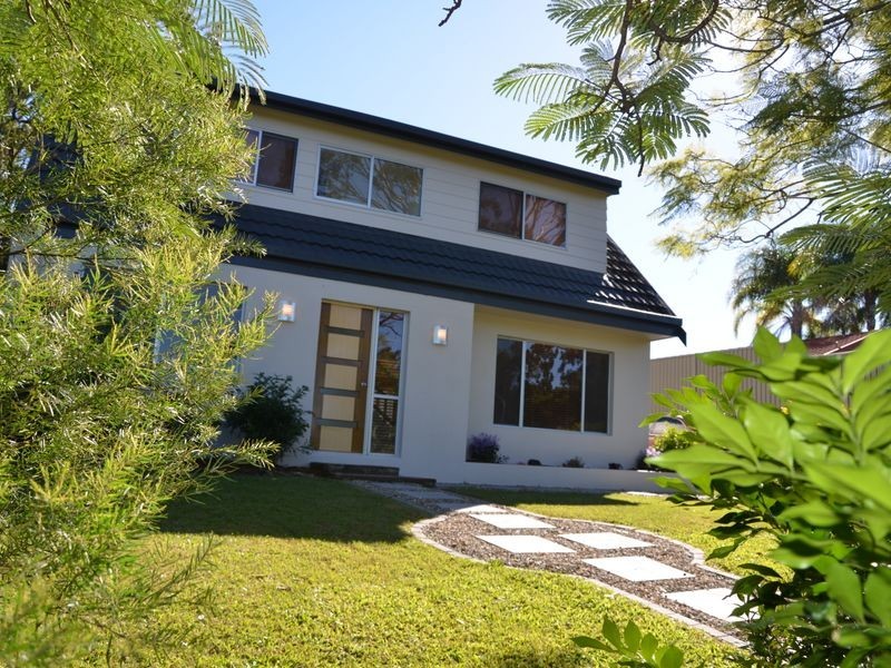 48 Alison Road, Carrara QLD 4211