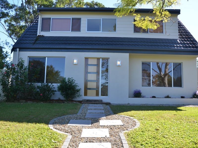 48 Alison Road, Carrara QLD 4211