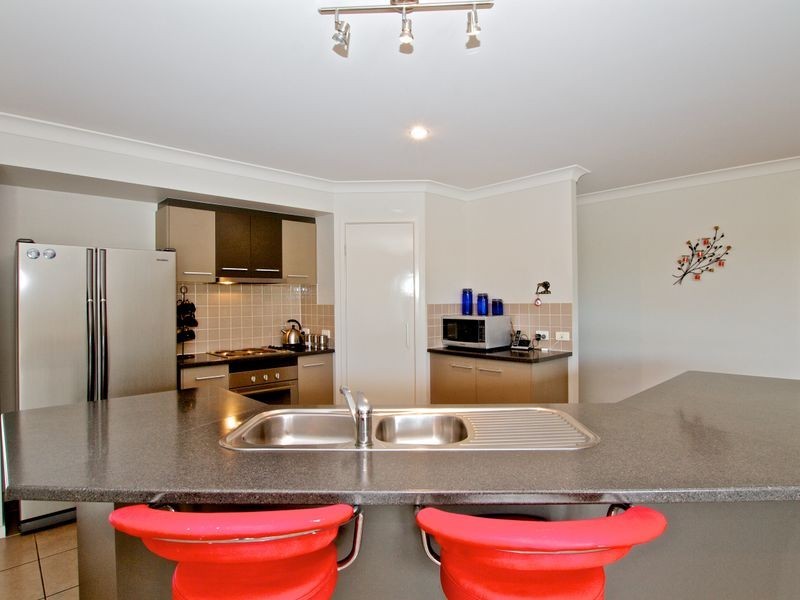 21 Kelsey Circuit, Nerang QLD 4211