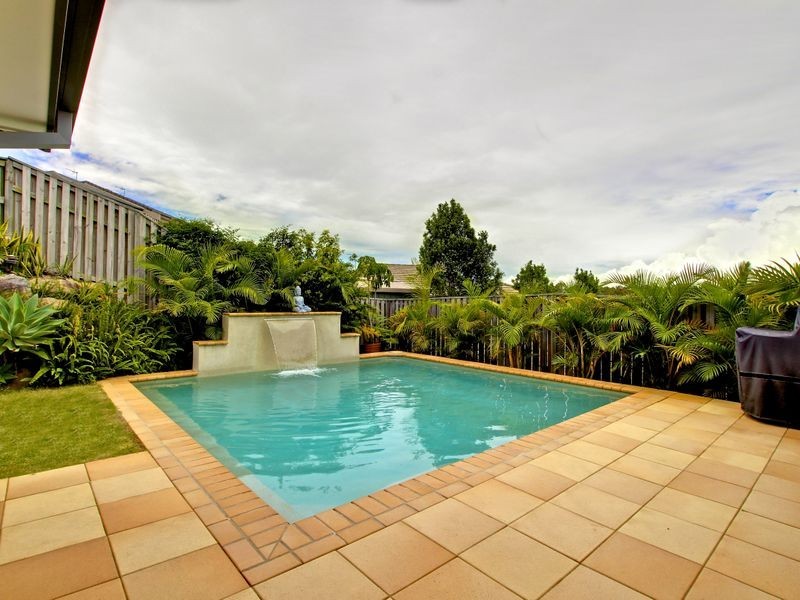 21 Kelsey Circuit, Nerang QLD 4211