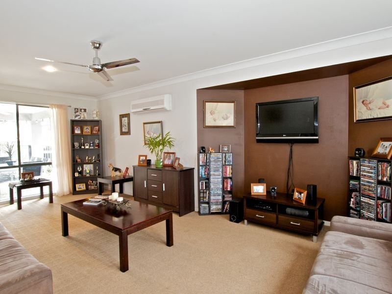21 Kelsey Circuit, Nerang QLD 4211