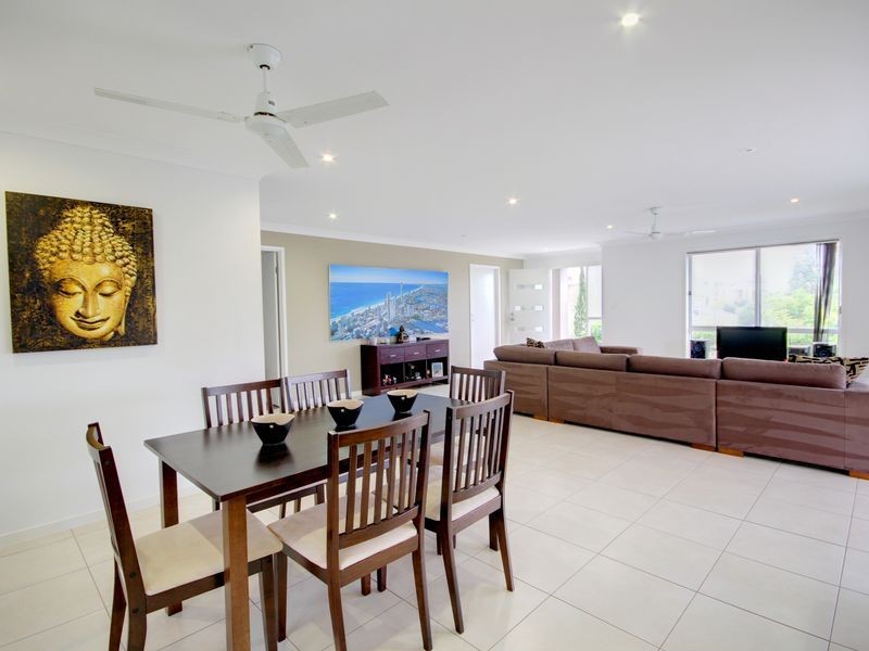 33 Kelsey Circuit, Nerang QLD 4211