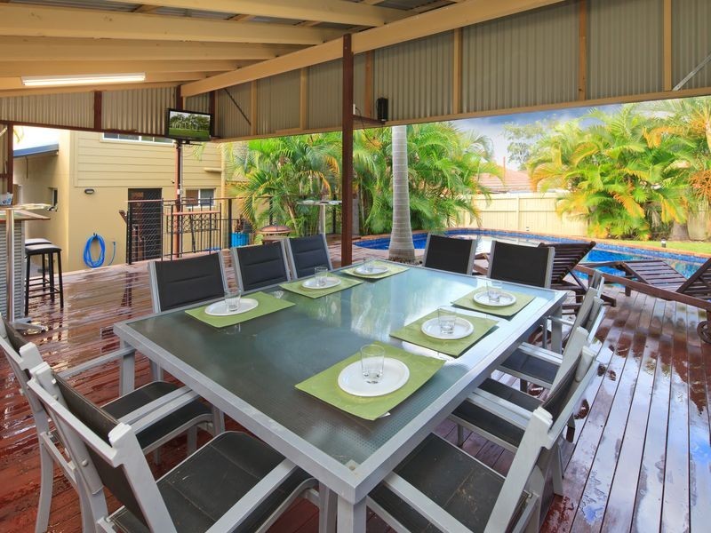 10 Kerrabee Street, Nerang QLD 4211