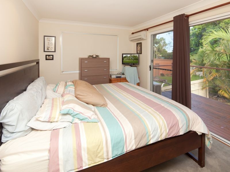 10 Kerrabee Street, Nerang QLD 4211
