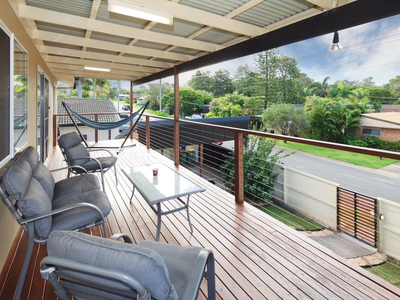 10 Kerrabee Street, Nerang QLD 4211