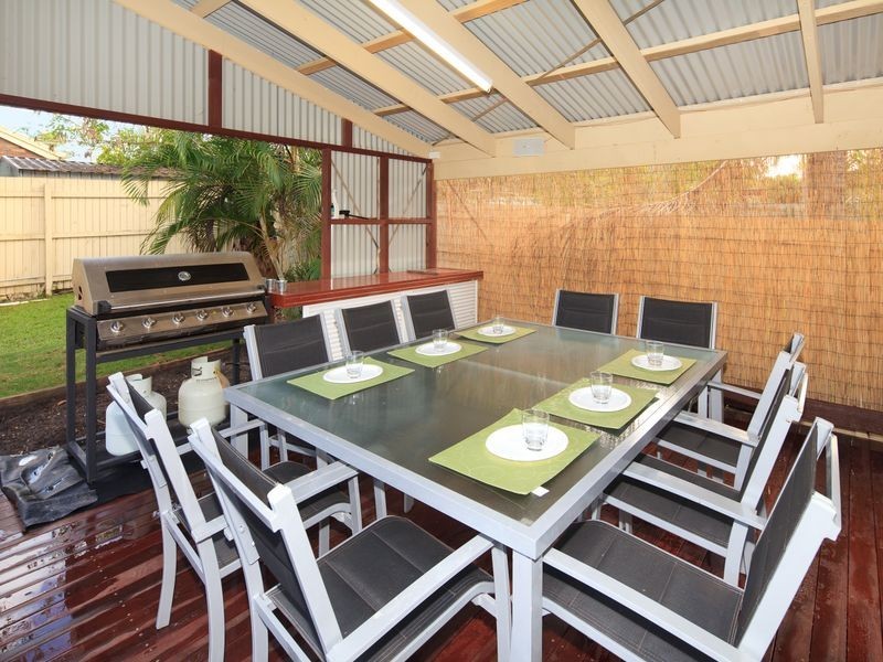10 Kerrabee Street, Nerang QLD 4211
