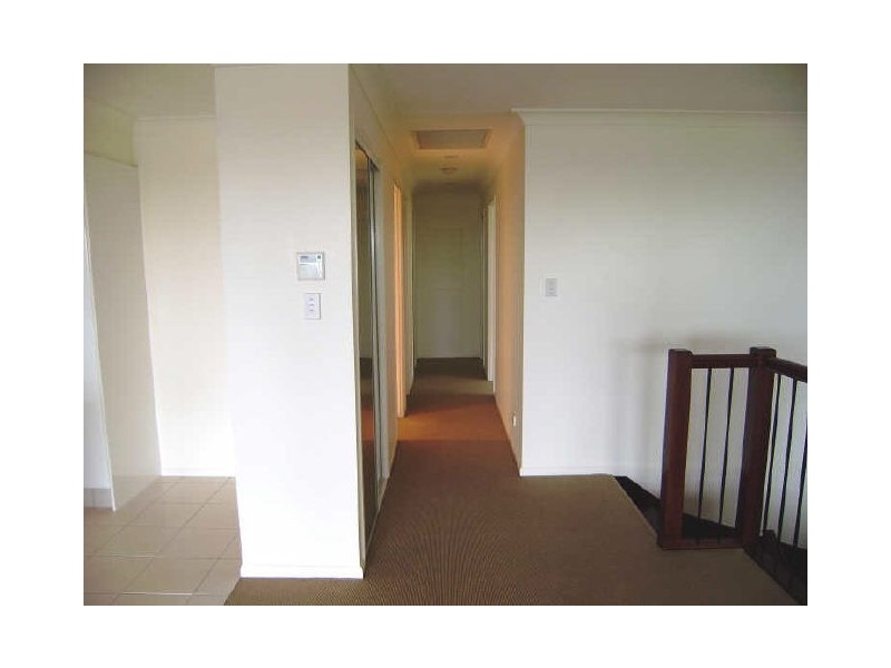 30/ Ridgeline Way, Highland Park QLD 4211