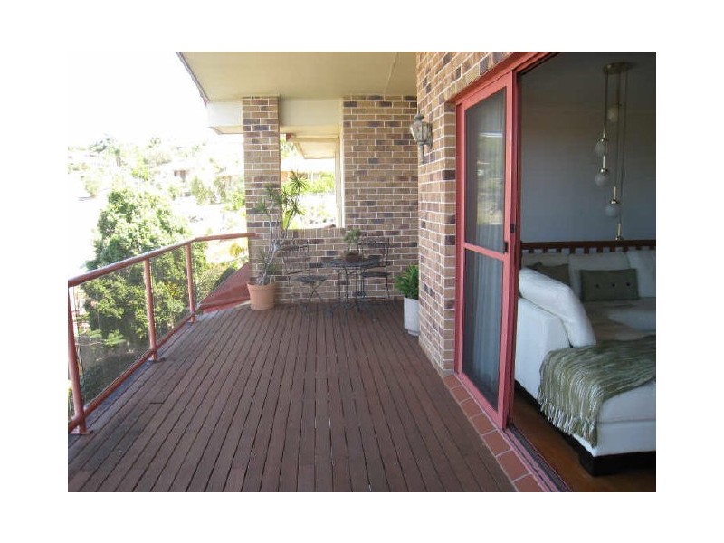 5 Piccadilly Place, Highland Park QLD 4211