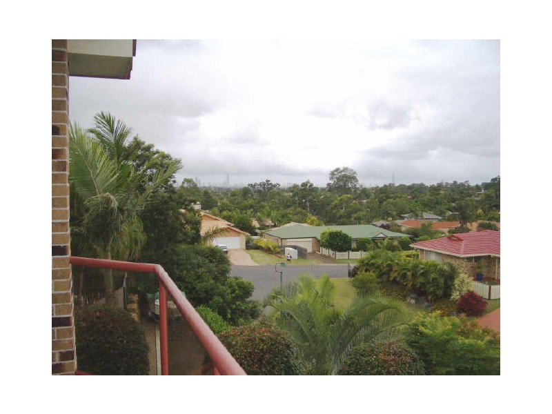 5 Piccadilly Place, Highland Park QLD 4211